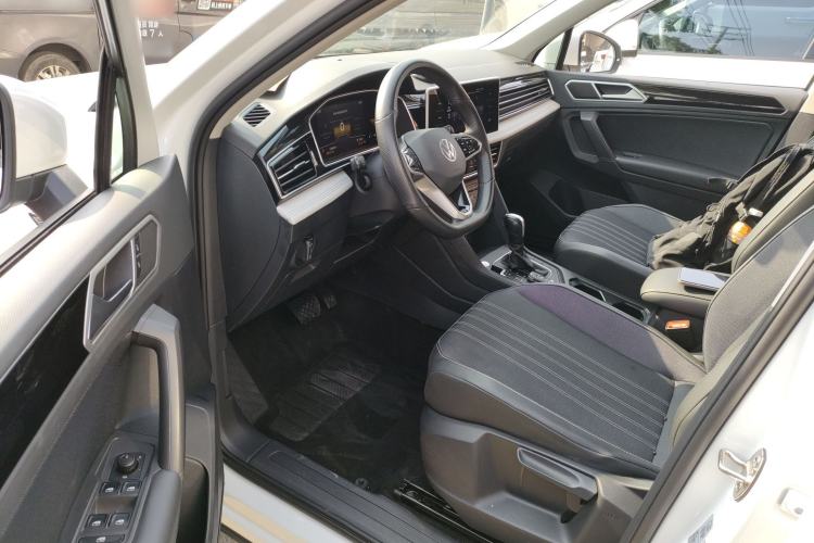 Used Volkswagen Tiguan L 2023 330TSI Automatic Two-Wheel Drive Comfort Edition
