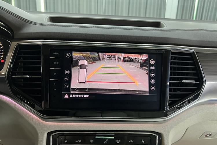 Used Volkswagen Viloran 2020 330TSI Luxury Edition