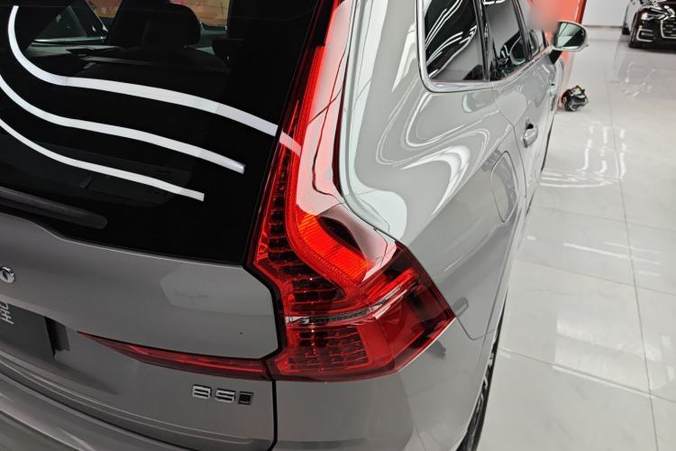 Used Volvo XC60 2025 B5 Four-Wheel Drive Smart & Advanced Luxury Edition
