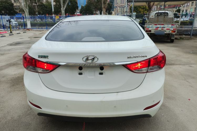 Used Hyundai Elantra (5th Generation / Langdong) 2012 1.6L Automatic Fashion Edition
