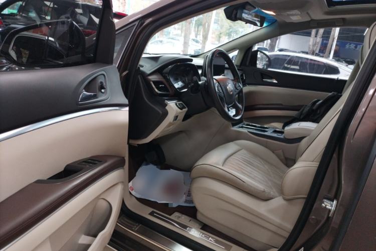 Used Buick GL8 2023 Land Executive Class 652T Luxury Model