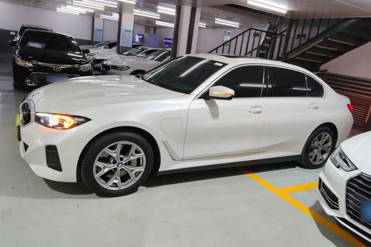 Used BMW i3 2024 eDrive 35 L
