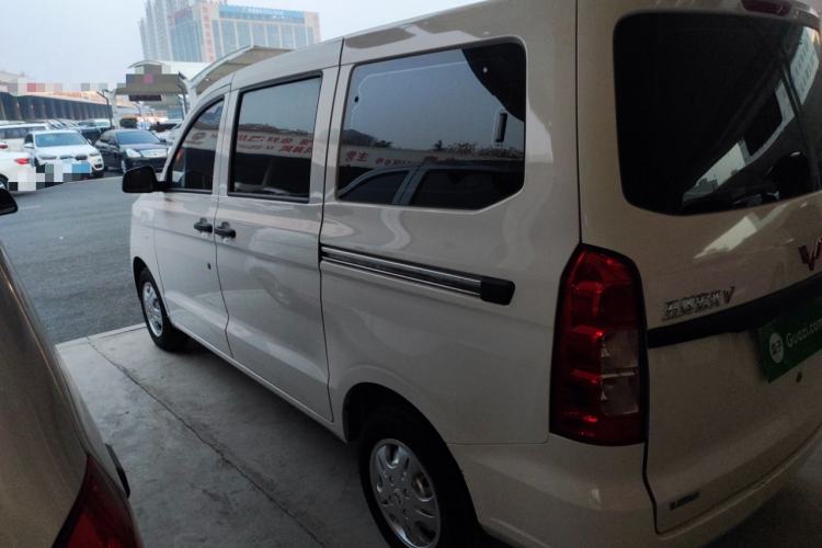 Used Wuling Hongguang V 2022 1.5L Jingqu Edition Electric-Assist LAR
