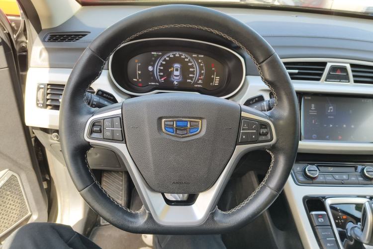 Used Geely Auto Emgrand X7 Sport 2020 1.8TD DCT Two-Wheel Drive Smart Connect 4G-Enabled Version
