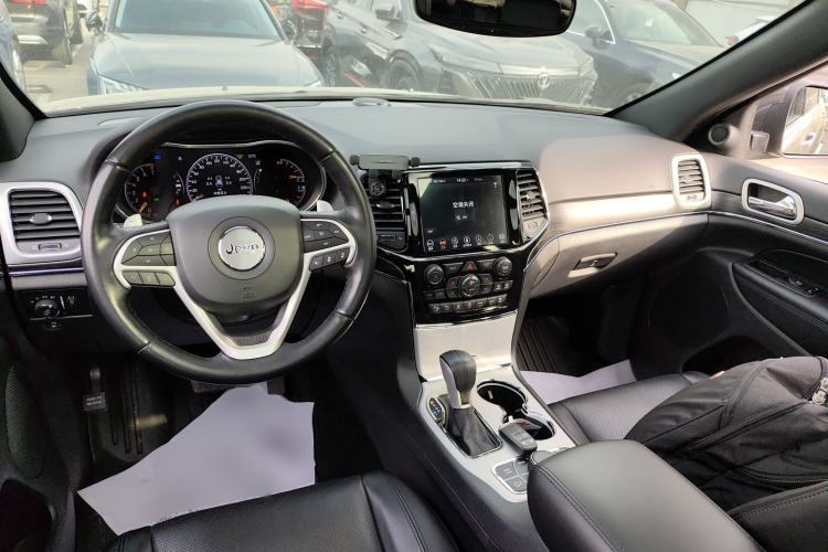 Used  Grand Cherokee 2021 3.0L 80th Anniversary Edition
