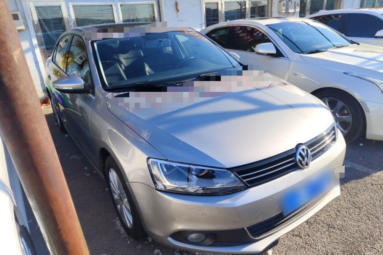 Used Volkswagen Sagitar 2014 1.4TSI Automatic Luxury Model
