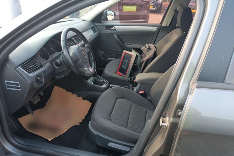 Used Volkswagen Bora 2014 1.6L Automatic Fashion Model
