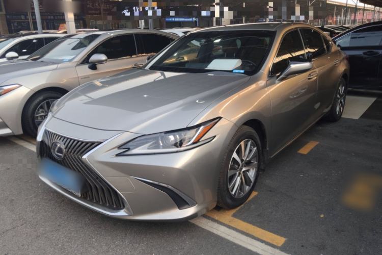 Used Lexus ES 2018 300h Premier Edition China V Standard