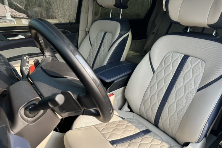 Used Buick GL8 2020 ES Land Cruiser 653T Comfort Edition