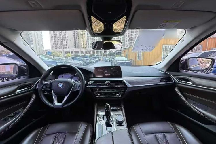 Used BMW 5 Series 2019 530Li Leading Model M Sport Package
