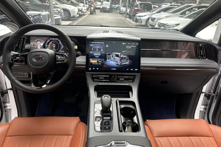 Used GAC Trumpchi E9 2024 E9 Deluxe Edition
