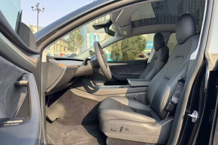 Used Tesla Model Y 2021 Standard Range Rear-Wheel Drive Version