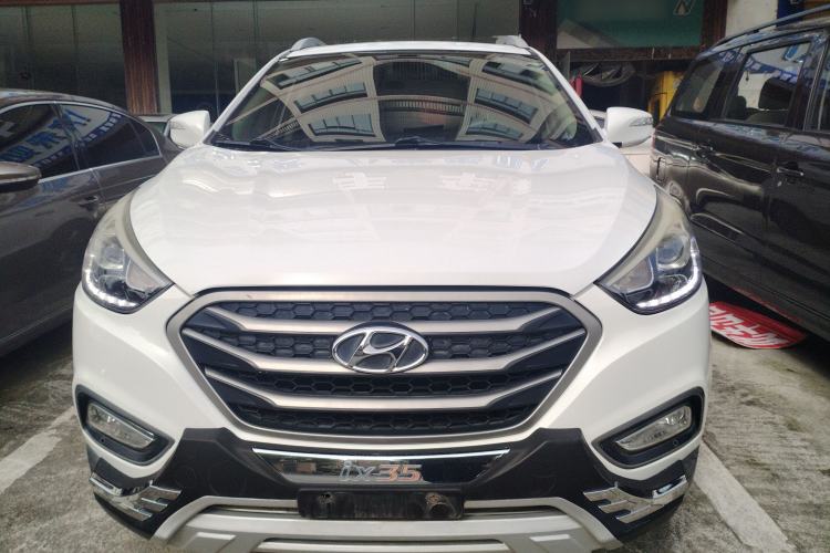 Used Hyundai ix35 2013 2.0L Automatic Two-Wheel Drive Smart GLS China IV Standard
