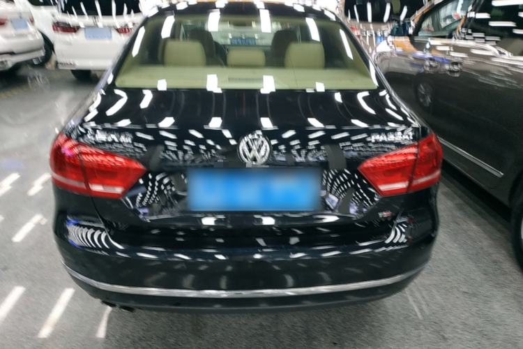 Used Volkswagen Passat 2014 1.8TSI DSG Luxury Edition
