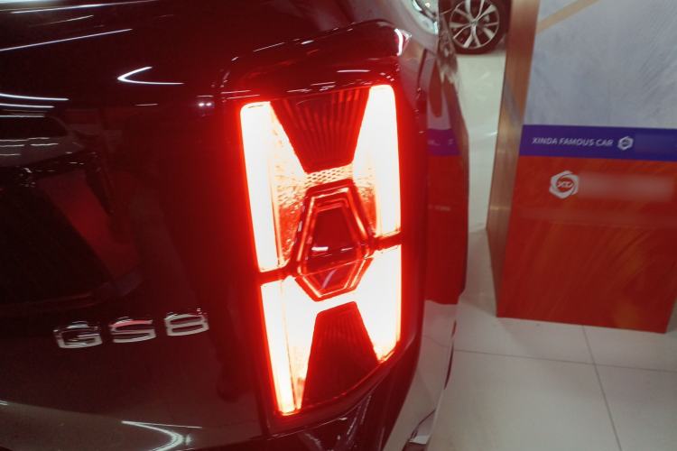 Used GAC Trumpchi GS8 2025 Linghang Series 2.0 TGDI Two-Wheel-Drive Luxury Edition 5 Seats
