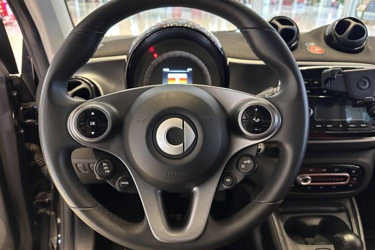 Used  fortwo 2018 1.0L 52kW Hardtop Passion Edition China V Standard
