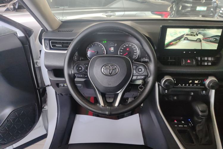 Used Toyota Wildlander 2024 2.0L CVT Two-Wheel Drive Leading Edition