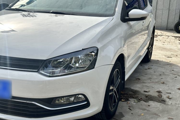 Used Volkswagen Polo 2016 1.6L Automatic Comfort Model
