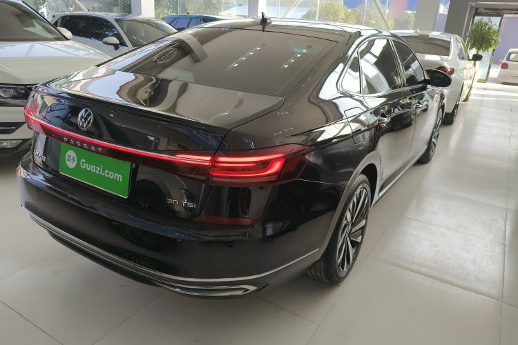 Used Volkswagen Passat 2023 Facelift 330TSI Luxury Edition