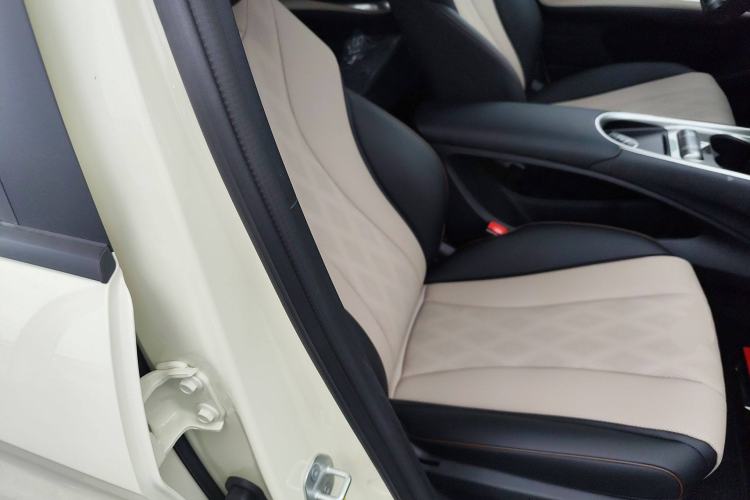 Used BYD Dolphin 2025 420km Free Edition
