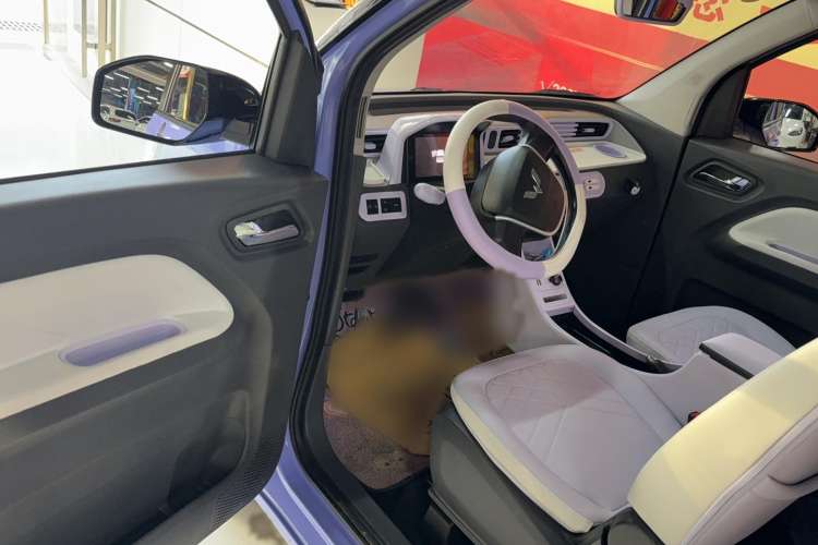 Used Wuling Hongguang MINIEV 2022 Macaron Colorful Edition Lithium-Ion Battery
