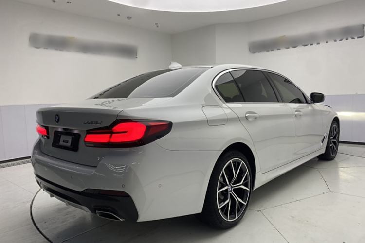 Used BMW 5 Series 2022 Restyled 530Li Luxury Edition M Sport Package
