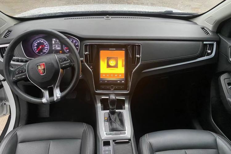 Used Roewe RX5 2019 20T Two-Wheel Drive Automatic 4G Connected Platinum Edition