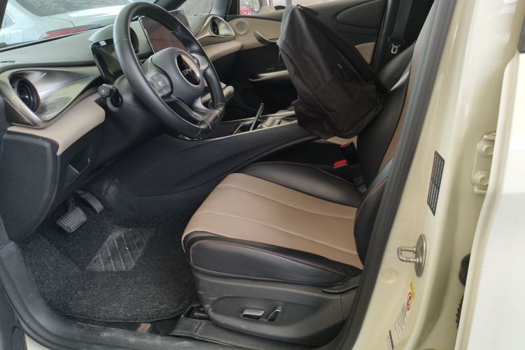 Used BYD Dolphin 2023 420 km Fashion Edition
