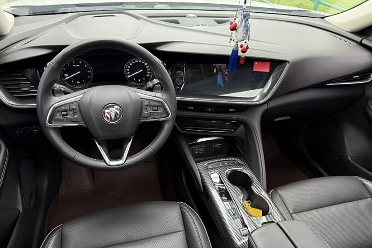 Used Buick Envision 2022 Encore S 552T Two-Wheel-Drive Luxury Model
