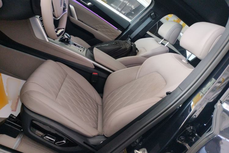 Used BYD Tang New Energy 2024 DM-i Glory Edition 112KM Prestige Model