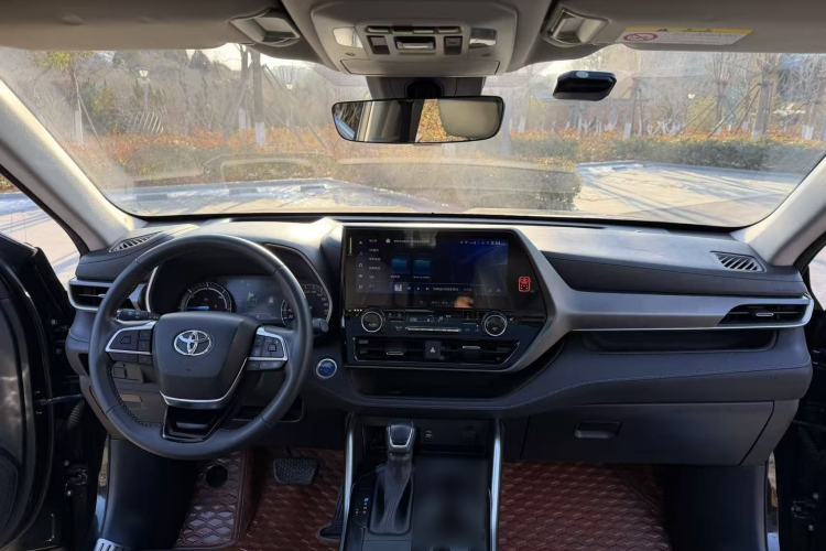 Used Toyota Highlander 2022 Dual-Engine 2.5L Four-Wheel Drive Prestige Version 7 Seats
