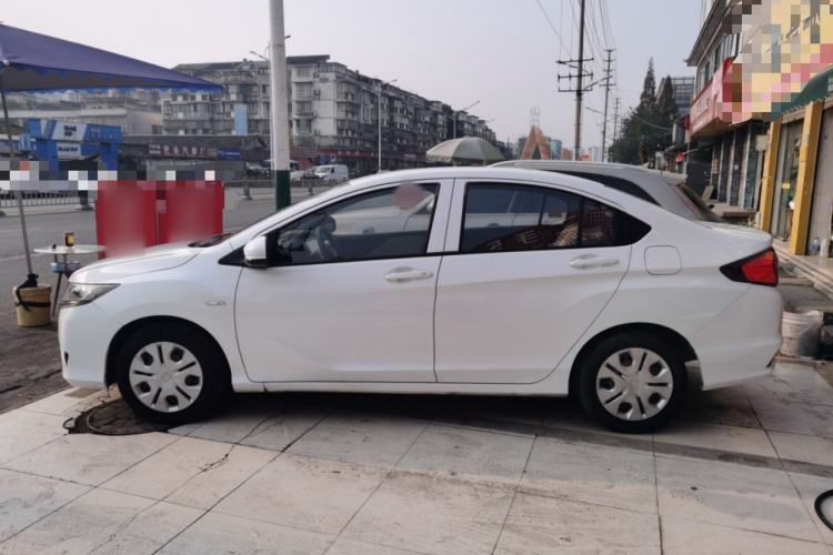 Used Honda Greiz 2016 1.5L CVT Classic Edition
