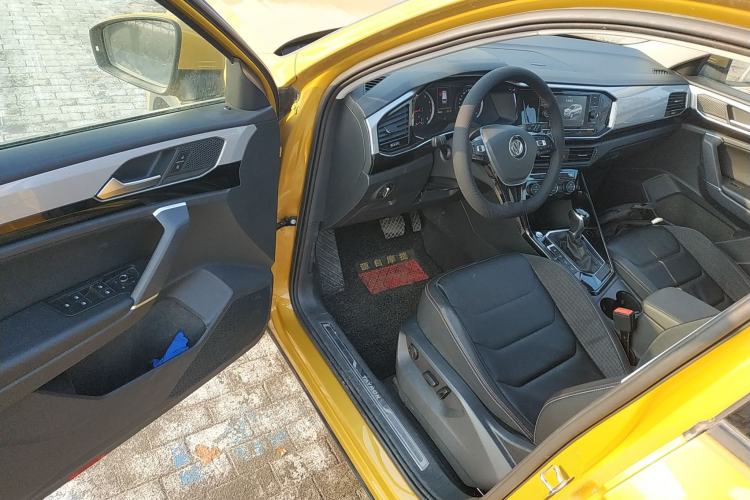 Used Volkswagen Tayron 2019 330TSI Two-Wheel-Drive Luxury Version China V Emission Standard