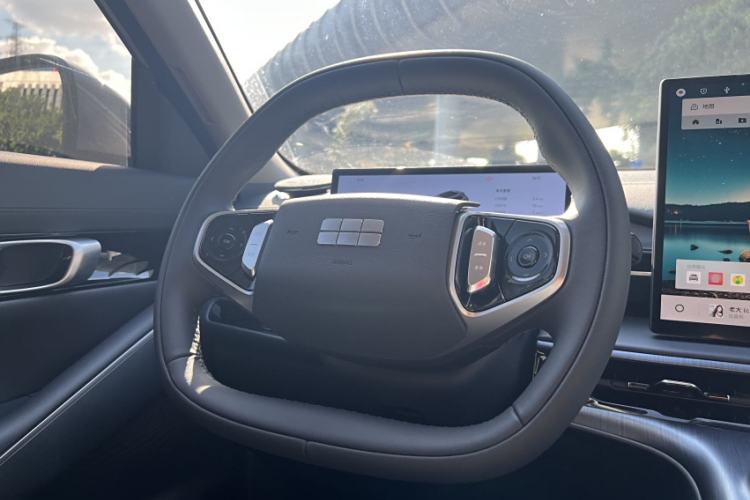 Used  E5 2024 530km Long-Range Version
