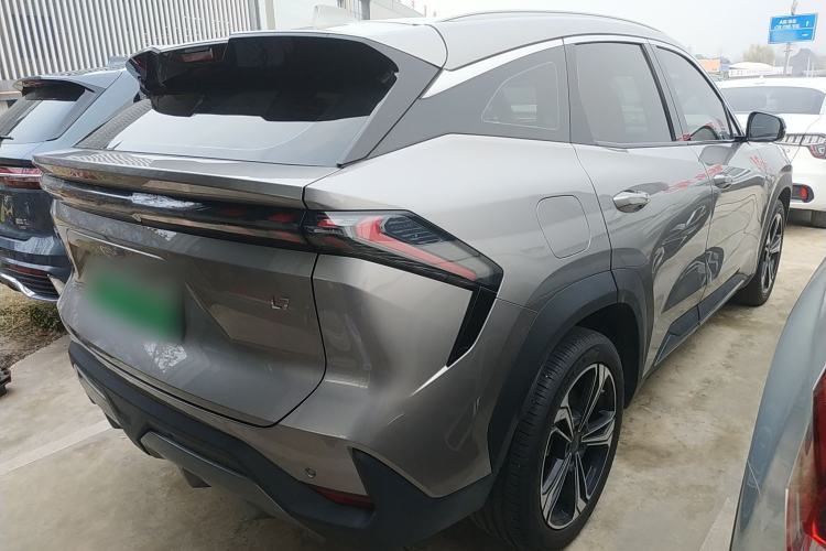 Used  L7 2023 1.5T 115 km Starship
