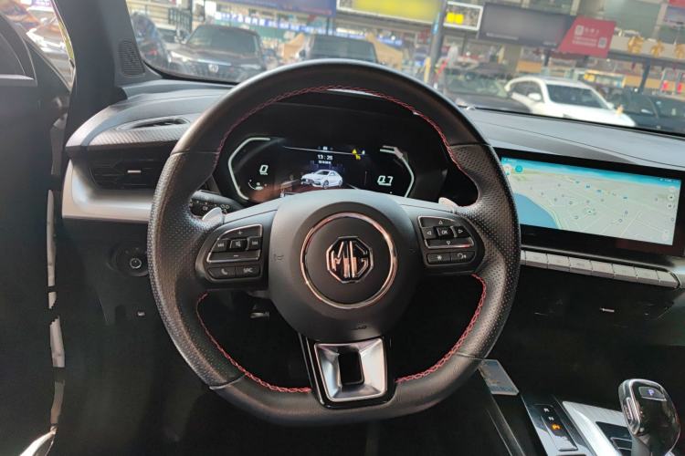 Used MG 5 2021 Revised 300TGI DCT Qingshè Luxurious Enjoyment Edition
