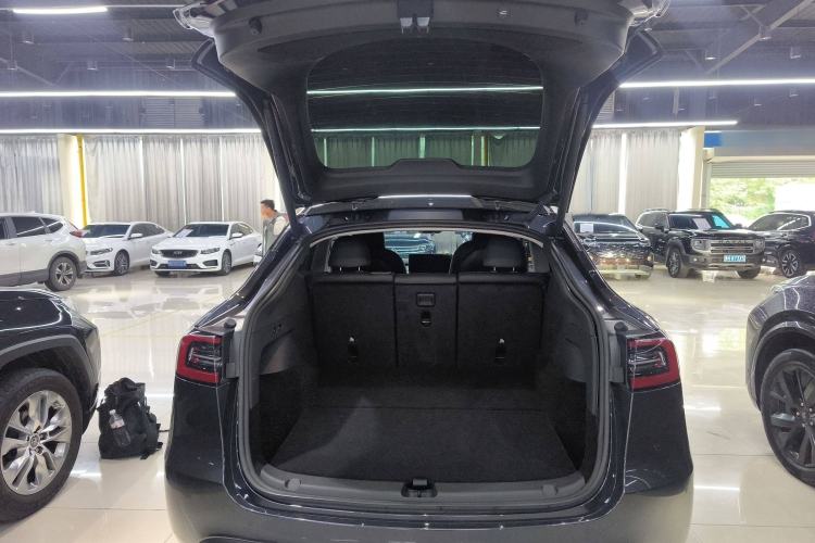 Used Tesla Model Y 2024 Rear-Wheel-Drive Version
