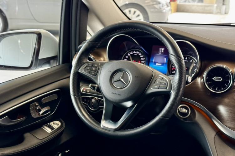 Used Mercedes-Benz V-Class 2020 V 260 L Long-wheelbase Luxury Edition