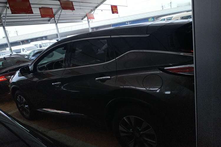 Used Nissan Murano 2021 2.5L XL Two-Wheel Drive Smart Connect Luxury Edition
