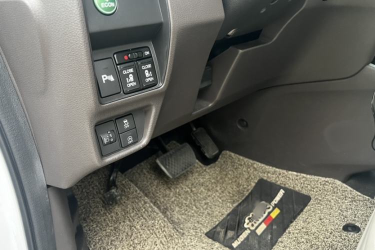 Used Honda Odyssey 2015 Revised 2.4L Luxury Edition
