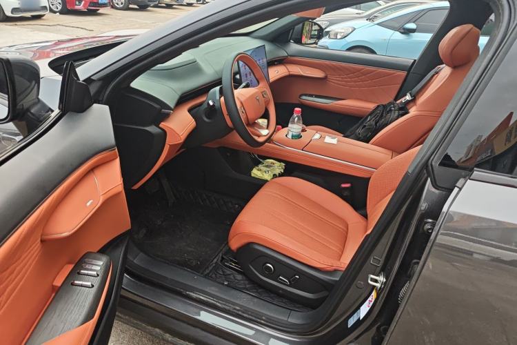 Used  S07 2025 Deepal 520Max AD PRO Pure Electric Model with Advanced Driving Assist
