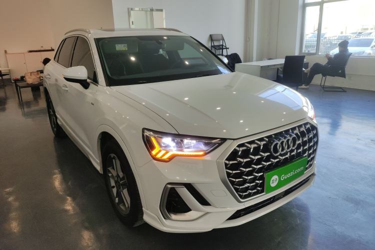 Used Audi Q3 2024 35 TFSI Ambition Dynamic Edition