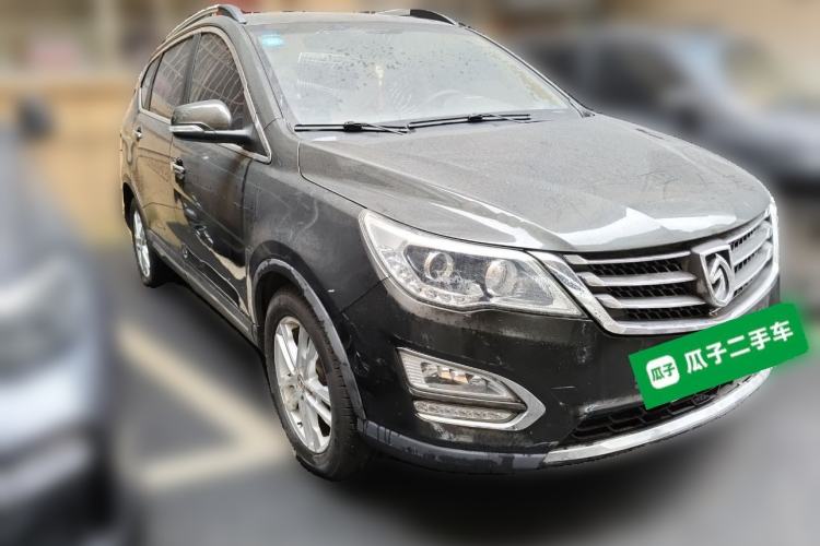 Used Baojun 560 2015 1.8L manual Comfort trim level
