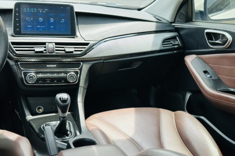 Used Soueast A5 Wing Dance 2019 1.5L Manual Luxury Version China V Standard
