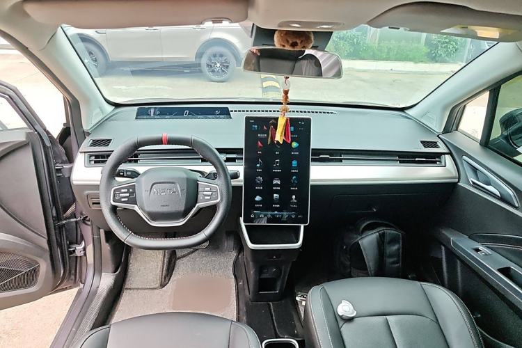 Used NETA V 2021 Long-Range Entertainment Edition Upgrade Model
