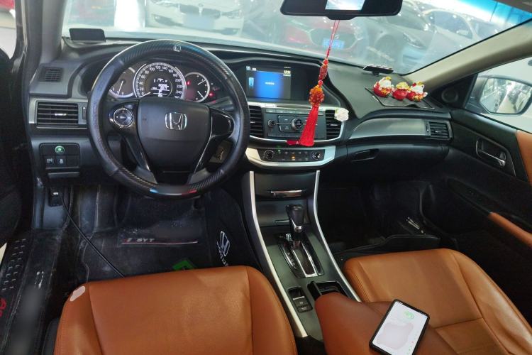 Used Honda Accord 2015 2.0L LX Comfort Edition
