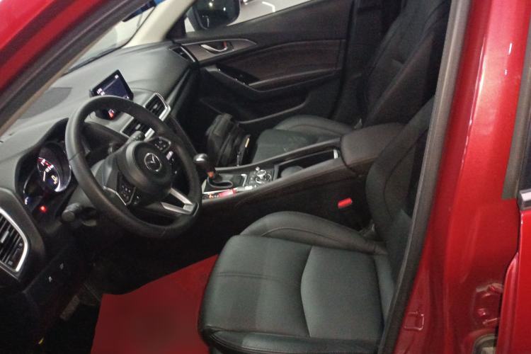 Used Mazda Mazda 3 Axela 2017 Hatchback 2.0L Automatic Sport Model China V Emission Standard
