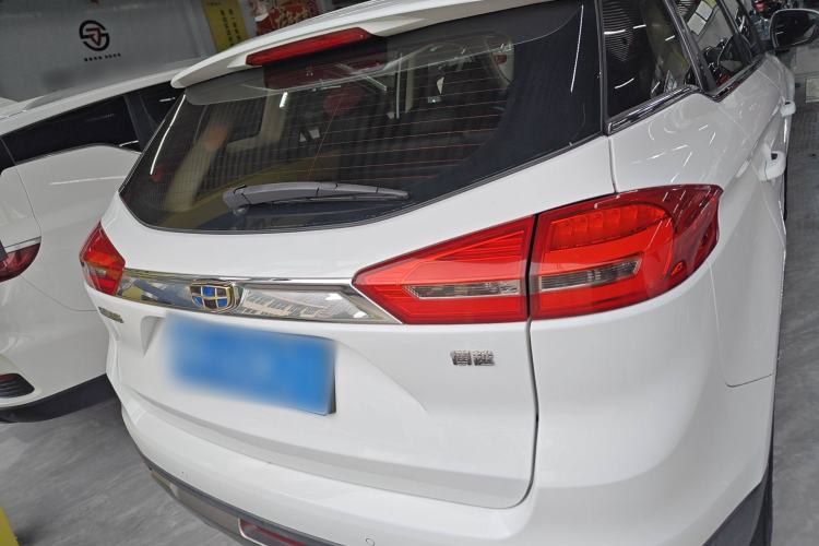 Used Geely Auto Emgrand X7 Sport 2016 1.8TD Automatic ZhiShang Model
