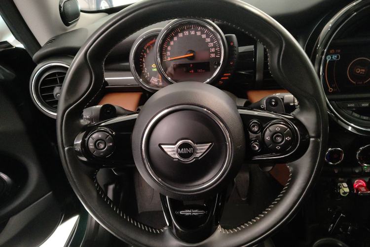 Used  MINI 2016 2.0T COOPER S SEVEN
