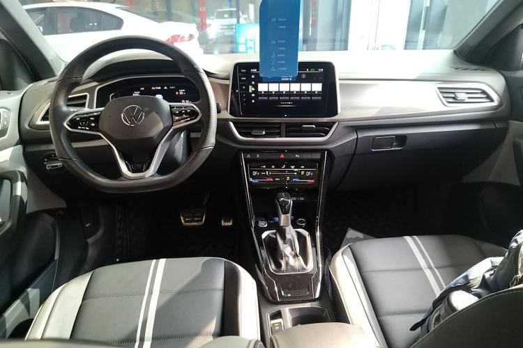 Used Volkswagen T-ROC 2023 300TSI DSG Two-Wheel-Drive Chen Guang Edition
